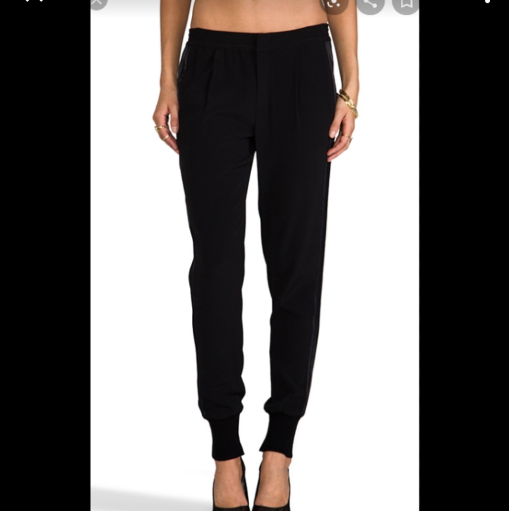 "Vince" Pin Tuck Joggers